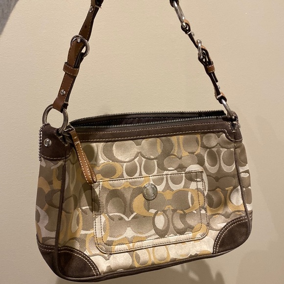 Coach purse - Picture 1 of 5